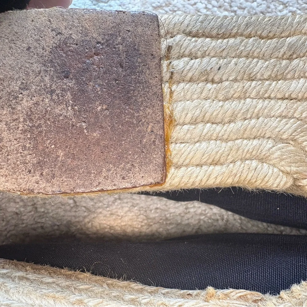 Authentic YSL - Picture 10 of 16